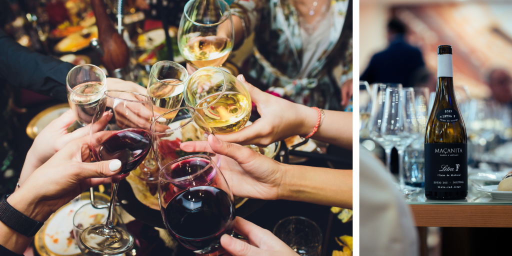 Personas brindando con vinos durante evento enológico en LisboaBotella de vino portugués presentada durante degustación en Lisboa